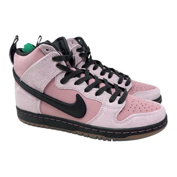 Nike Women's Pink and Black Sneakers